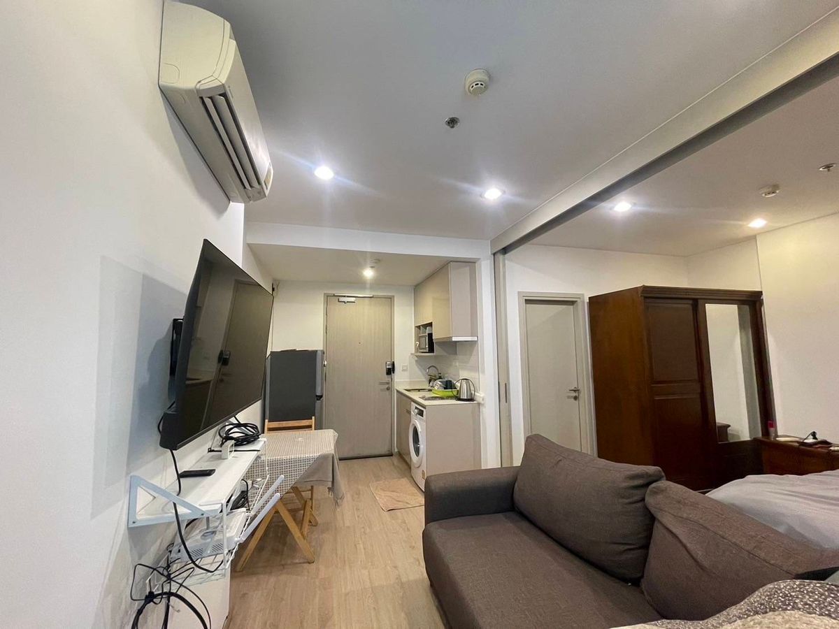 For RentCondoSiam Paragon ,Chulalongkorn,Samyan : For Rent !! Ideo Q Chula - Samyanrent Price !! 22,000 ฿ Per Month❤️‍🔥1 Bedroom 1 Bathroom Size 33.5 SQ.M. Contract Aomam (Agent) Tel./line ID: 0955871692 WhatsApp: +66 95 587 1692