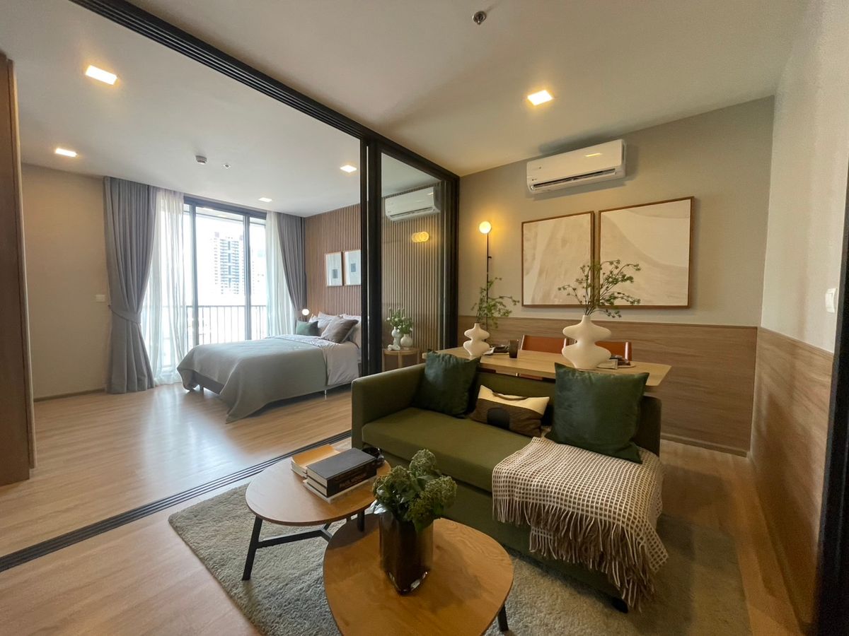 For SaleCondoRatchathewi,Phayathai : 🔥 The most urgent. Sell XT PHAYATAI. Very beautiful. Free every transfer day Certainly cheaper than the market There are many rooms to choose from.