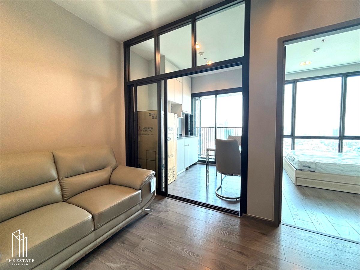 For SaleCondoLadprao, Central Ladprao : For Sale WhizDom Avenue Ratchada-Ladprao South, 31.15 SQ.M. 1 Bedroom @ 4.98 MB