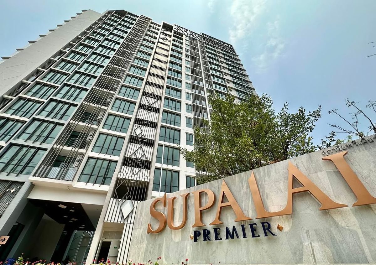 For RentCondoRama 8, Samsen, Ratchawat : For rent, Supalai, Premier, Samsen-Ratchawat, a new condo, a large room in the center of the city, near the expressway, just 3 minutes near Ari-Saphan Khwai. There are 100% parking.