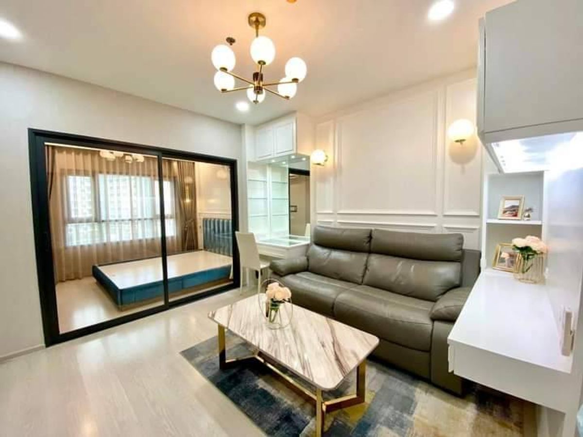 For SaleCondoThaphra, Talat Phlu, Wutthakat : Urgent sales announcement! Ideo condo, Tha Phra, Interchange, attached to the MRT Tha Phra, ready to stay free! Beautiful room, size 34.5 sq.m., 1 bedroom, 1 bathroom, floor 12, decorated with Modern Luxury style.