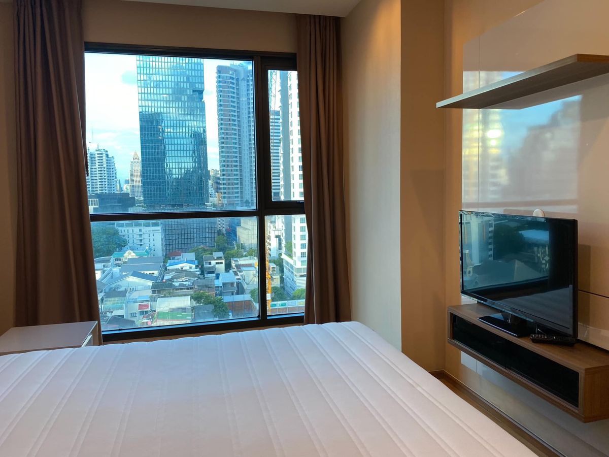 For RentCondoSathorn, Narathiwat : The Address Sathorn 【𝐑𝐄𝐍𝐓 🔥 🔥 🔥 superior to the word luxury! Condo in the heart of Sathorn Modern style, elegant, expensive, with a premium city view. 🔥 Contact LINE ID: @hacondo