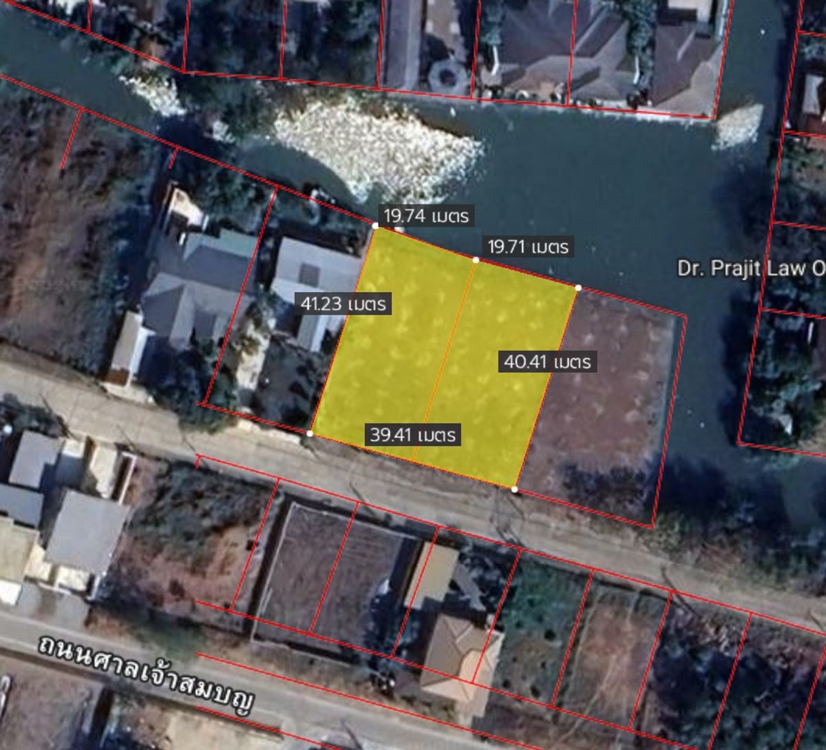 For SaleLandVipawadee, Don Mueang, Lak Si : Land for sale in the Muang Ek Village, project 3, width 40 meters, size 402 sq.w., a good atmosphere behind the waterfront Close to the red line, only 7 minutes