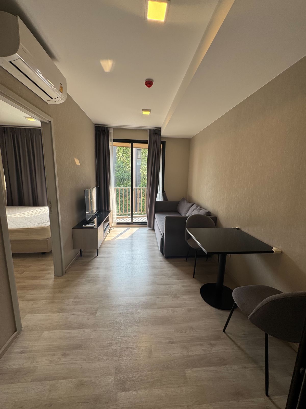 For RentCondoOnnut, Udomsuk : Condo for rent, Quintara Arte Sukhumvit 52, a complete new condo, ready to approach the BTS On Nut BTS !!