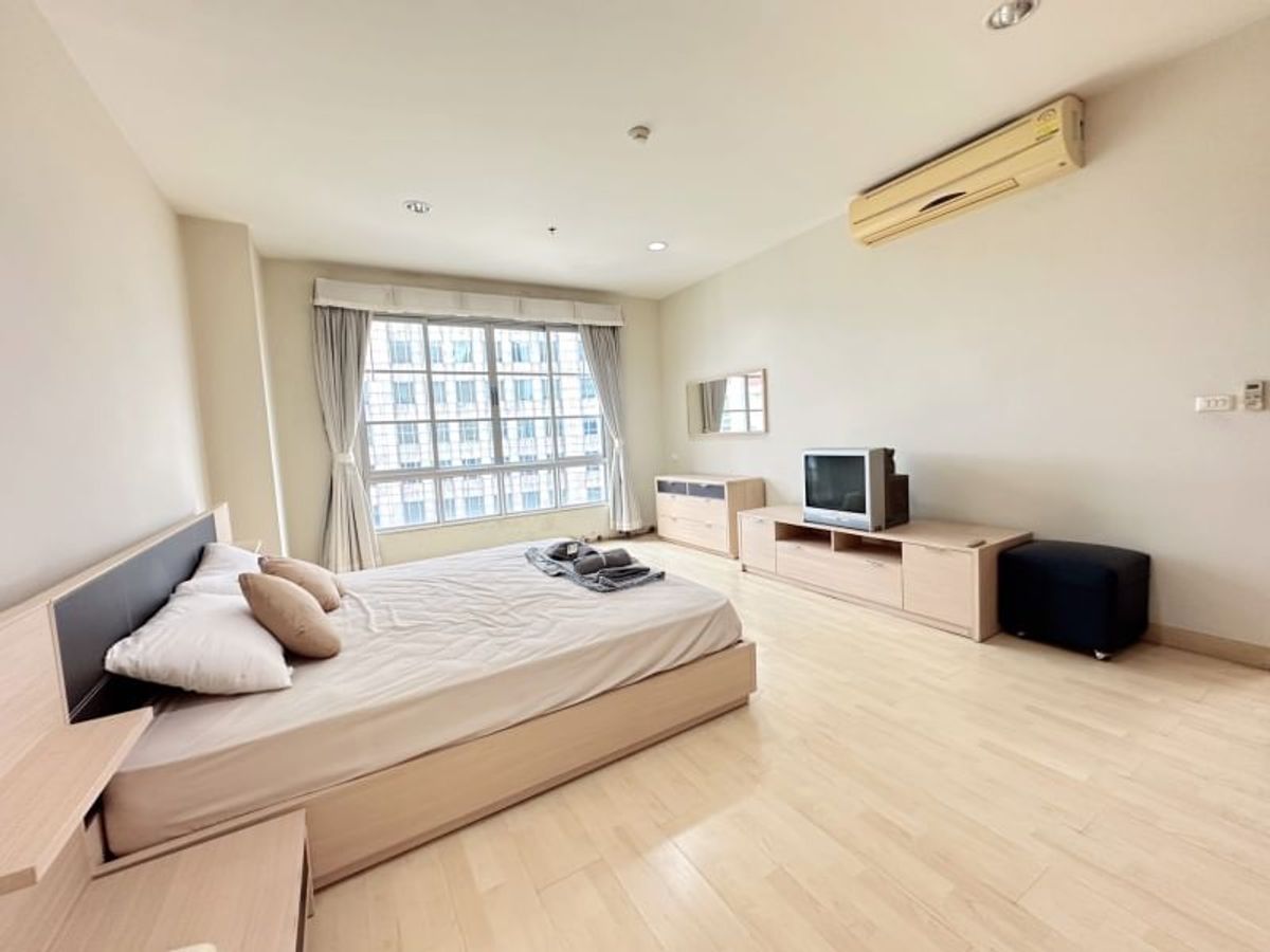 For SaleCondoSukhumvit, Asoke, Thonglor : 📢 Selling cheap! Condo, room 86 sq.m. in the heart of Sukhumvit 🏙️ 🔥 Near BTS Asoke & MRT Sukhumvit, only 300 m. Walk 5 minutes to terminal 21!