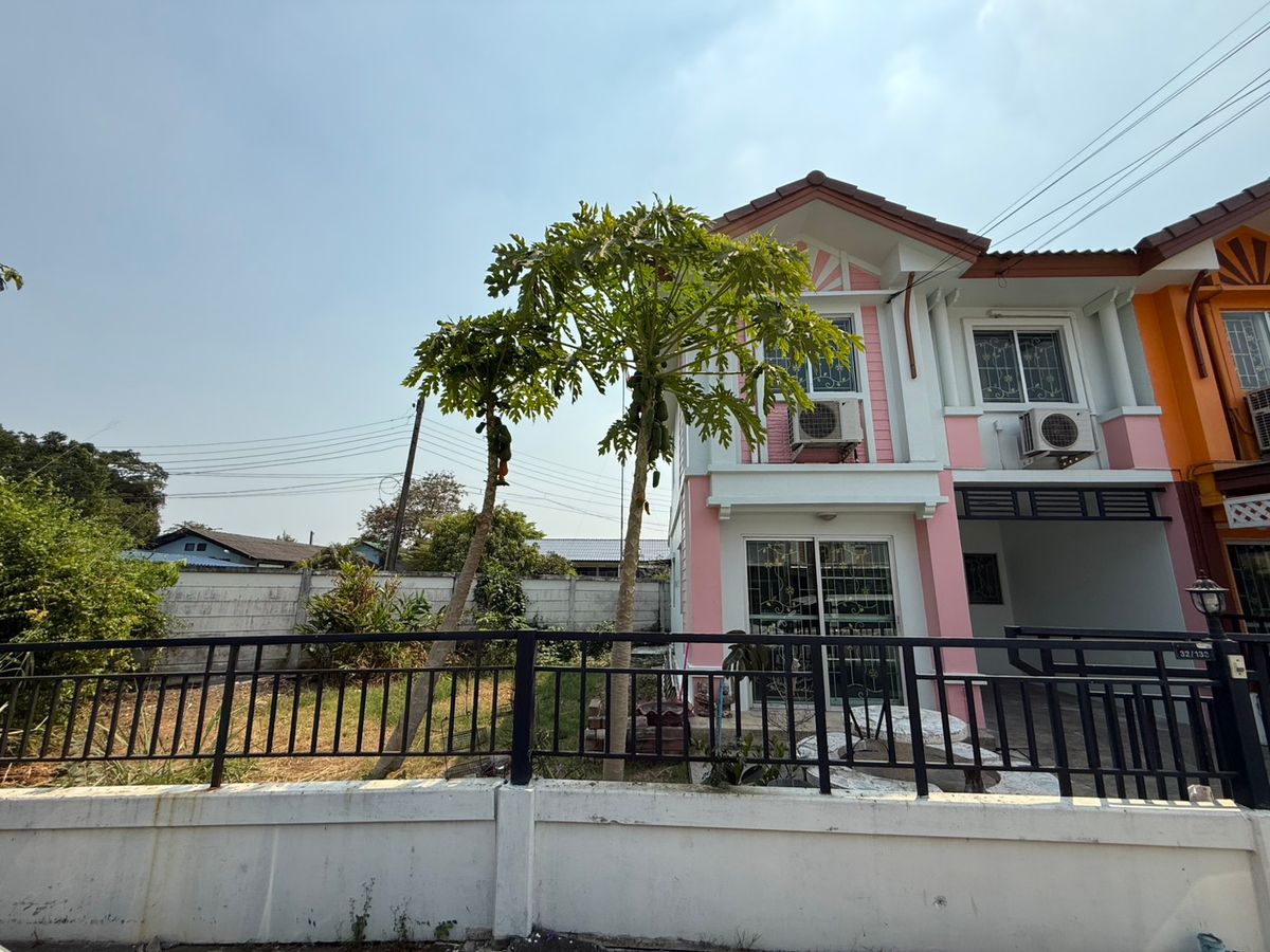 TownhomeMin Buri, Romklao : Selling or renting townhome, Min Buri