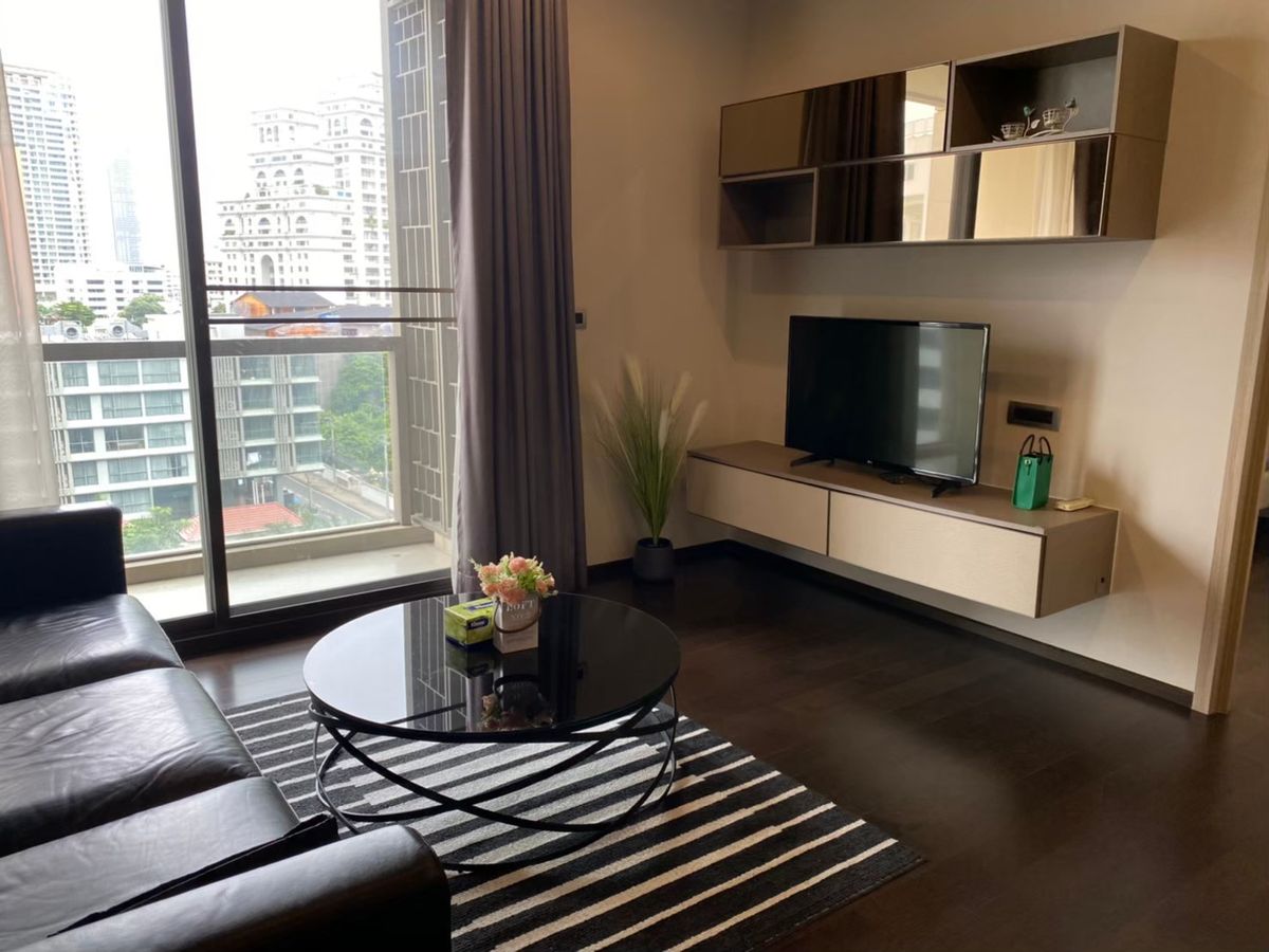 For RentCondoSukhumvit, Asoke, Thonglor : Luxury Condo for Rent 2 Bedroom, Walking Distant to BTS Prompong Contact Agent Aey Tel./line: 093-939-7861