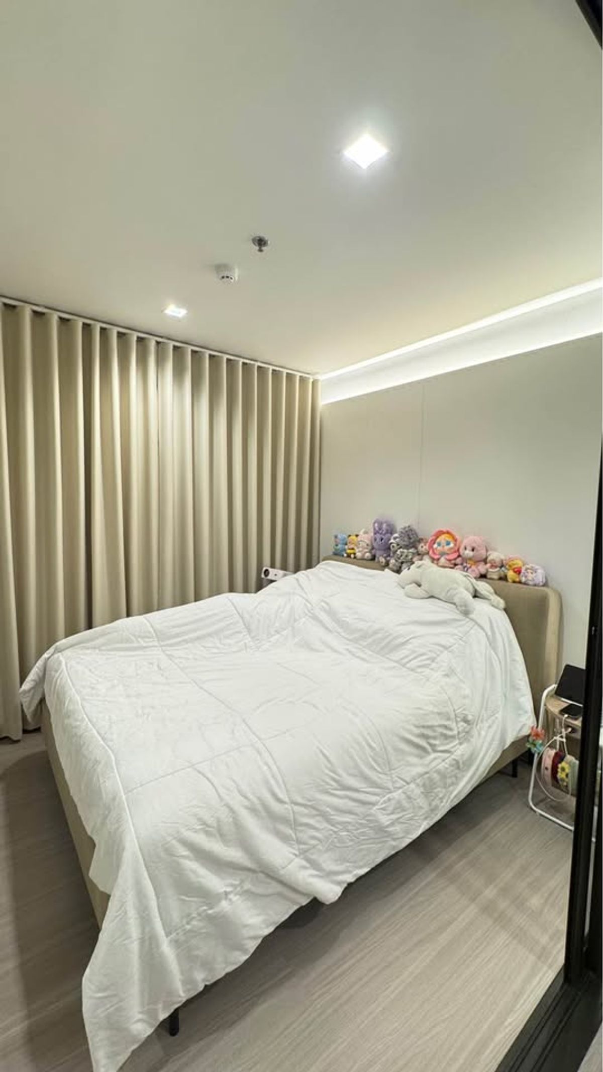 For RentCondoThaphra, Talat Phlu, Wutthakat : Life Sathorn Sierra 1 Bedroom 32 sqm, new room, font