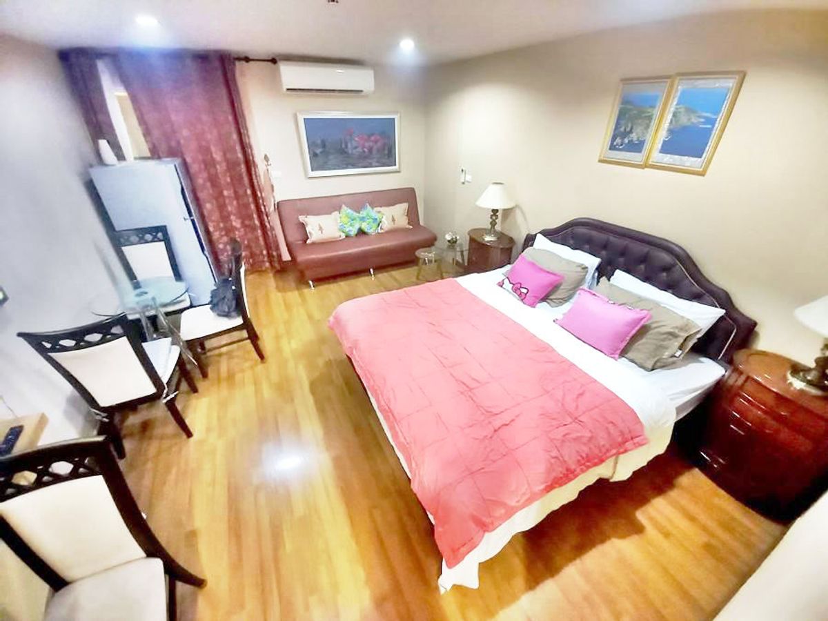 For RentCondoOnnut, Udomsuk : Rent Regent Home 22, beautiful furniture, full view of the city (near BTS On Nut, Lotus Sukhumvit 50, Welsh International School Onnut, Expressway)