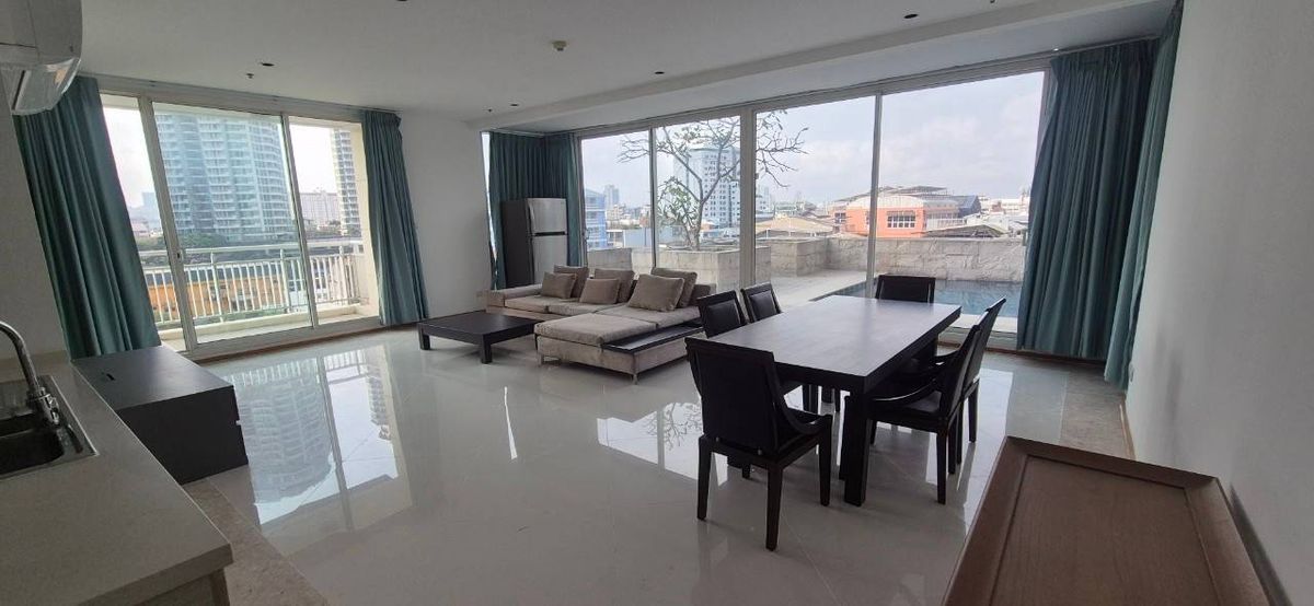 ให้เช่าคอนโดสาทร นราธิวาส : 3beds 4baths 370sqm with private pool for rent