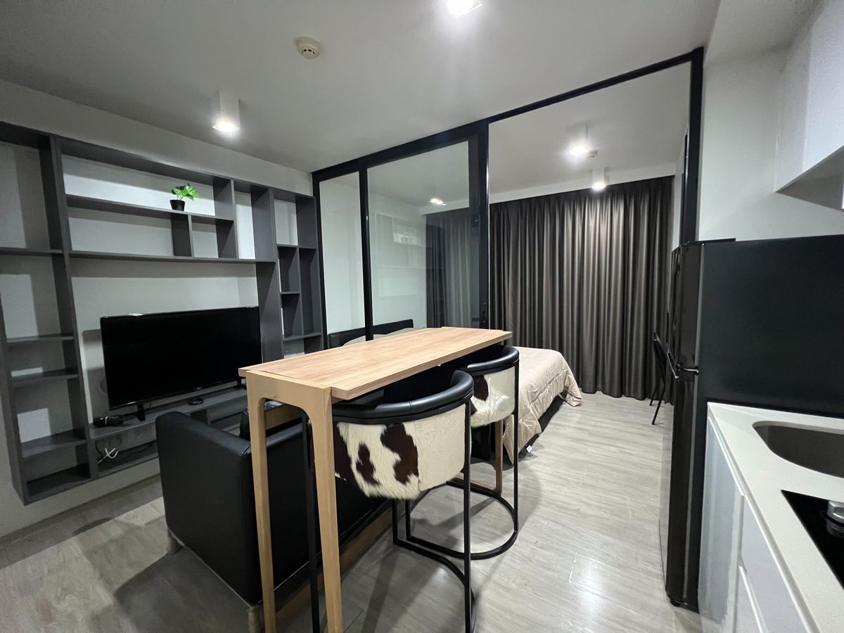 For RentCondoWitthayu, Chidlom, Langsuan, Ploenchit : 🔥 Dont miss it! Maestro 02 Ruamrudee 1 bedroom 28 sq.m. Renting only 20,000 baht/month! Contact 0968623850 🔥