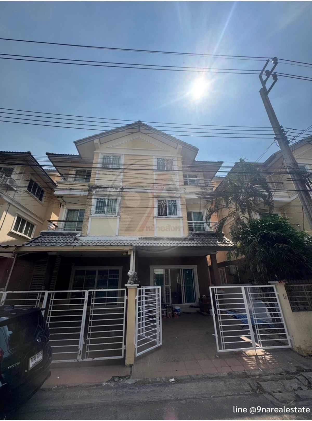 For SalePhutthamonthon, Salaya : [Sell] 4 -story twin houses / 3 bedrooms / 4 bathrooms are ready to move in. Im Amporn Thawee Watthana 20, near #Mahidol University, convenient to connect to Borommaratchachonnani Road