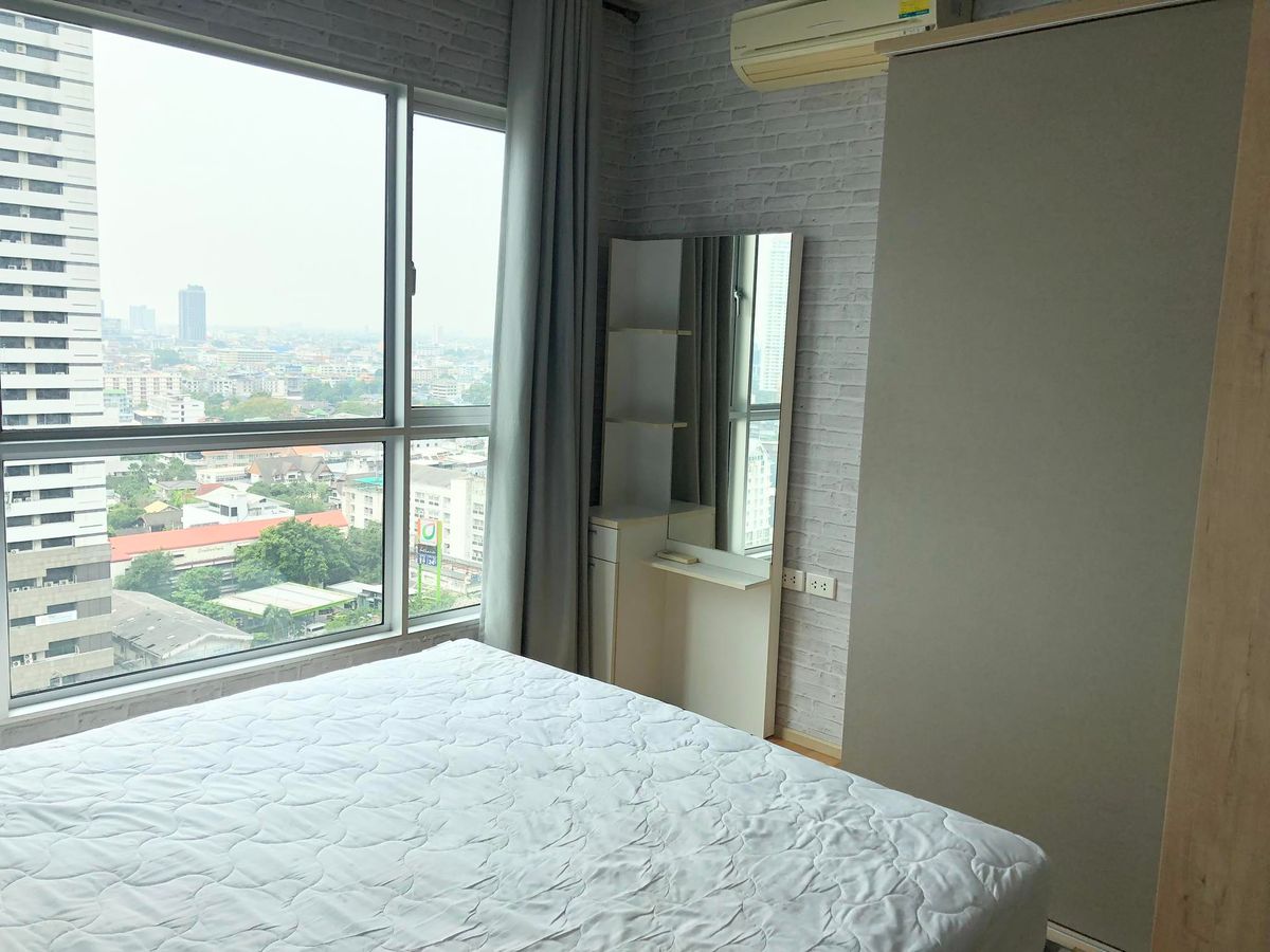 For RentCondoWongwianyai, Charoennakor : Condo for rent, Hive Sathorn 1 bedroom, beautiful room