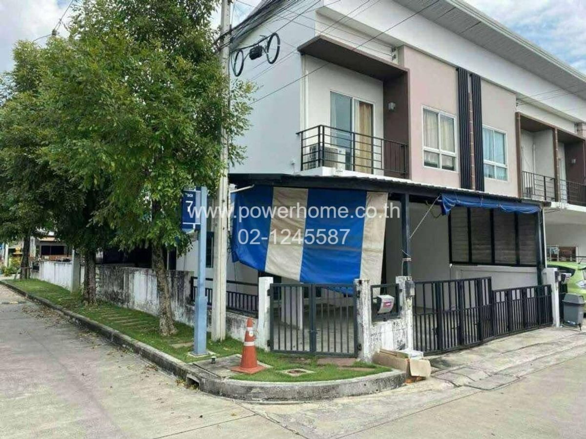 For SaleTownhomePathum Thani,Rangsit, Thammasat : Townhome for sale, The Trus Town, Bueng Kham Phueng