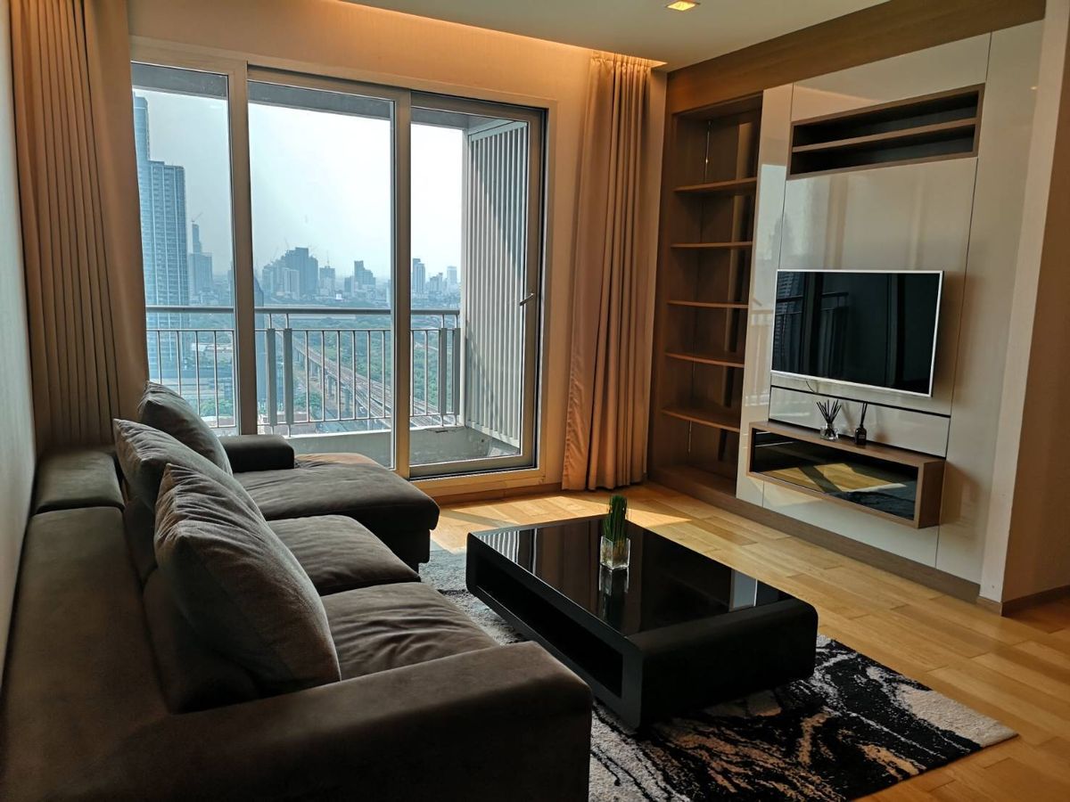 For RentCondoRama9, Petchburi, RCA : The Address Asoke - Luxury Condo in the heart of Asoke!  2 bedrooms | 2 bathrooms | Size 75 sq.m. 💸 Renting only 45,000 baht/month (negotiable price!) Call: 086-746-8882 (K. Cooper)