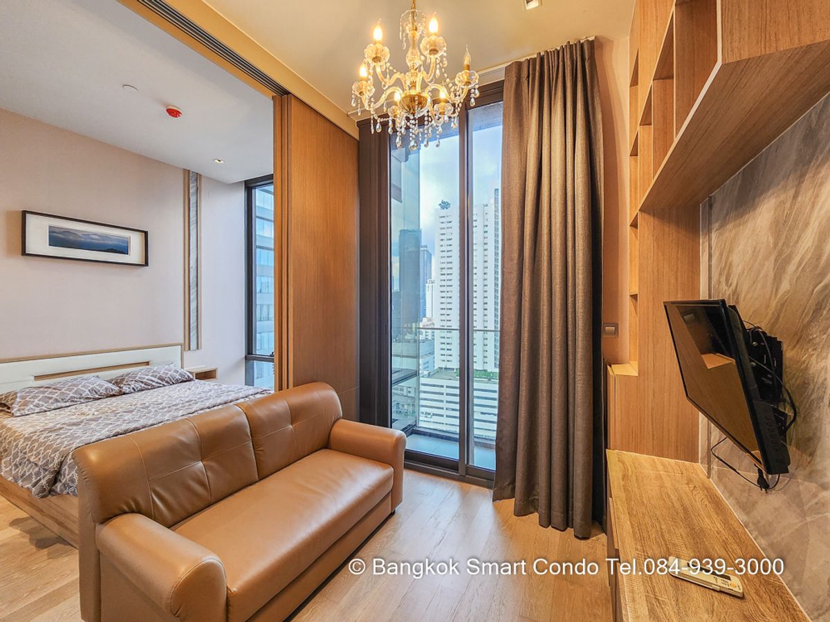 For RentCondoSilom, Saladaeng, Bangrak : Rent Ashton Silom 1 Bedroom 32 sqm. Beautiful room.