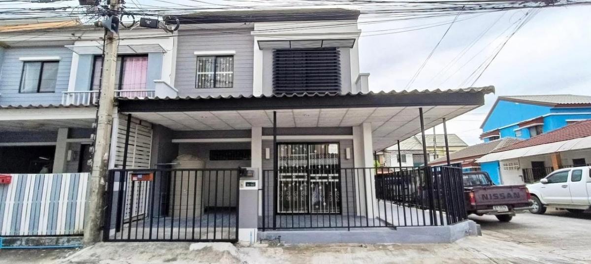 For SaleTownhomePathum Thani,Rangsit, Thammasat : 📣 House for sale, Pruksa 40 Rangsit-Khlong Sam Town, 2 floors, area 21.6 sq.m., price ✨1,750,000✨ The cheapest in the village is very worthwhile. This price 😊🏠