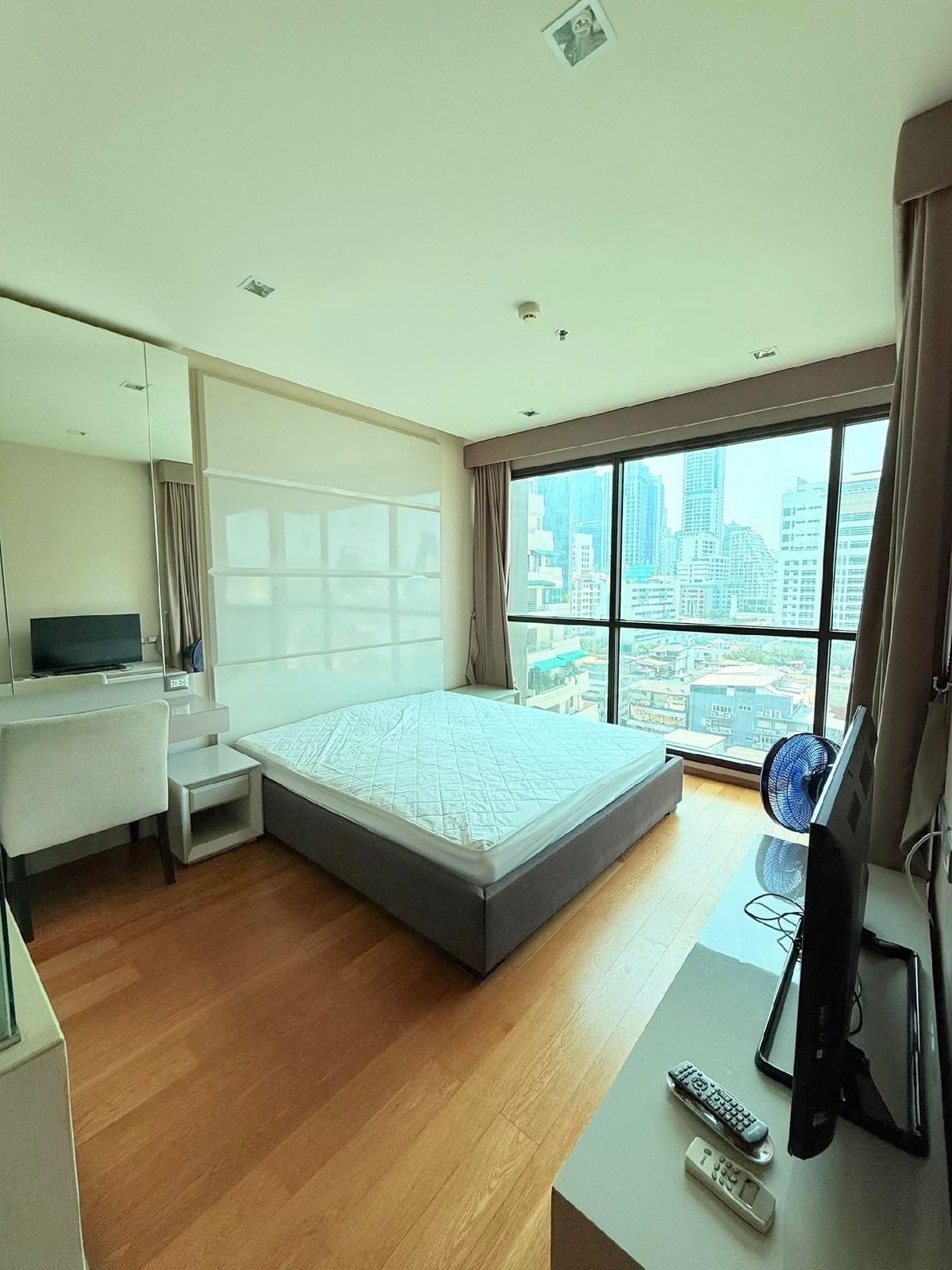 For SaleCondoSathorn, Narathiwat : 🔥Hot Deal🔥The Address Sathorn 2 Bedroom 70.22 sq.m., only 12 million 📲 𝟎𝟔𝟒-𝟕𝟗𝟒𝟒𝟐𝟔𝟑 (Khun Nam)