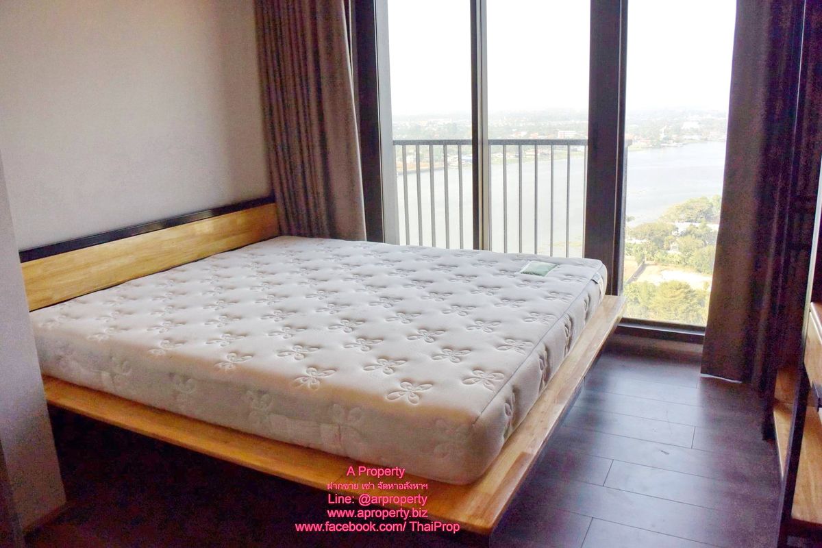 For RentCondoRattanathibet, Sanambinna : For rent instead of the corner room, the view is close to Chao Phraya.