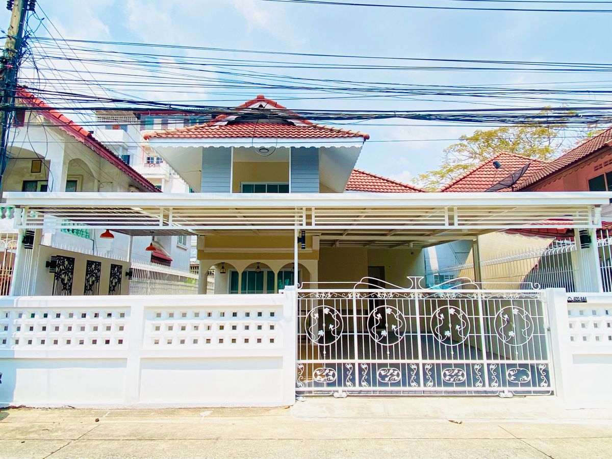 For SaleHouseVipawadee, Don Mueang, Lak Si : 💛 Single house, gold location Near Don Mueang Airport Near BTS South #Wang Thong Village, Phahonyothin 70