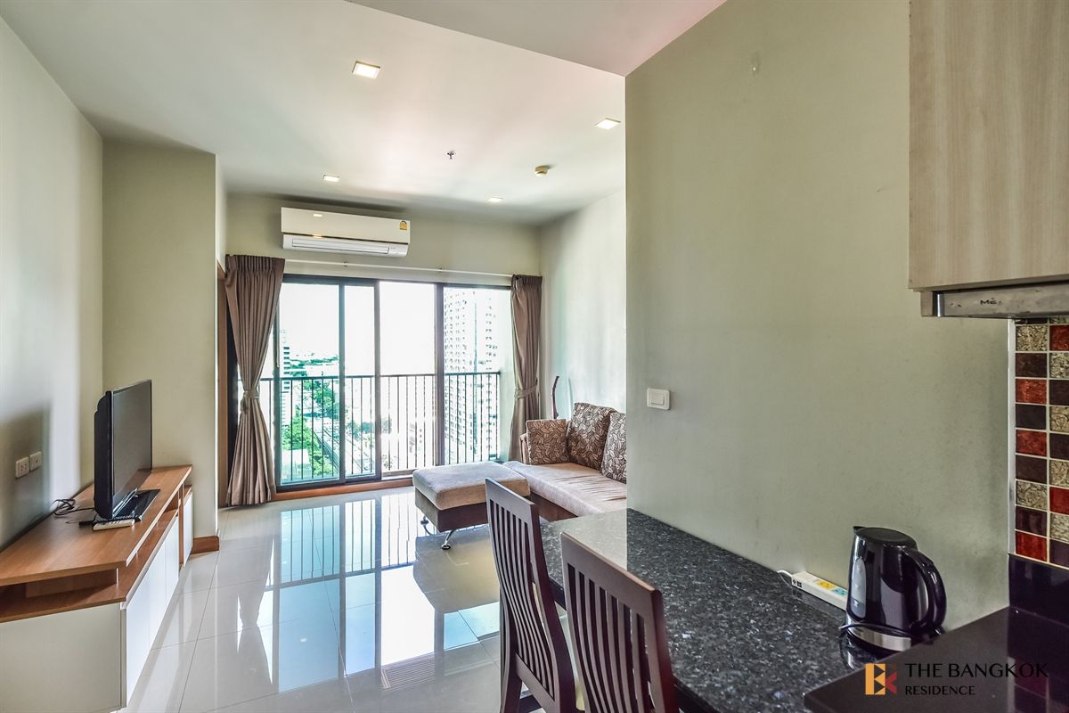 For RentCondoRatchathewi,Phayathai : Hot Deal !!! NOBLE Reven 1 Bedroom 1 Bathroom Size 51 sq.m., only 25,000 baht per month