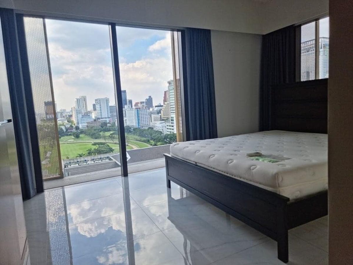 CondoWitthayu, Chidlom, Langsuan, Ploenchit : ✨ 2 bedroom condo Hansar Rajdamri - Near BTS Ratchadamri Golf Course View