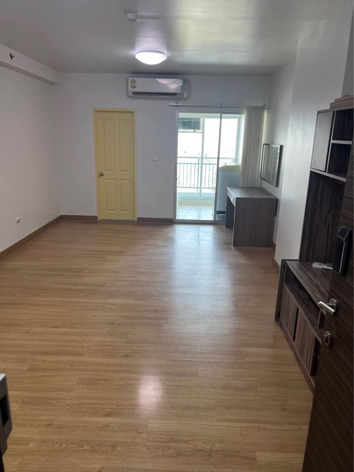 For SaleCondoRama9, Petchburi, RCA : Condo for sale, room with furniture & amp; Electrical appliances ready to stay at Supalai Park Project