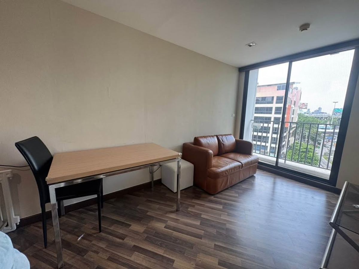 For RentCondoBangna, Bearing, Lasalle : For rent beyond Sukhumvit Condo