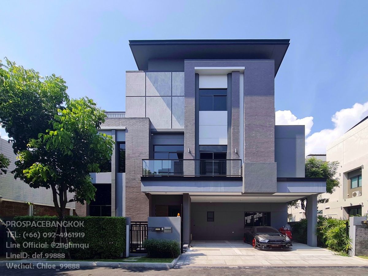 HouseOnnut, Udomsuk : For Sale & Rent: A Modern Luxury 3-Story House (Corner Unit) - Sukhumvit 101