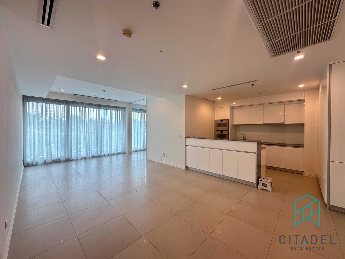 For SaleCondoWongwianyai, Charoennakor :  The River by Raimon Land - Renovated 2 Beds Condo for Sale!