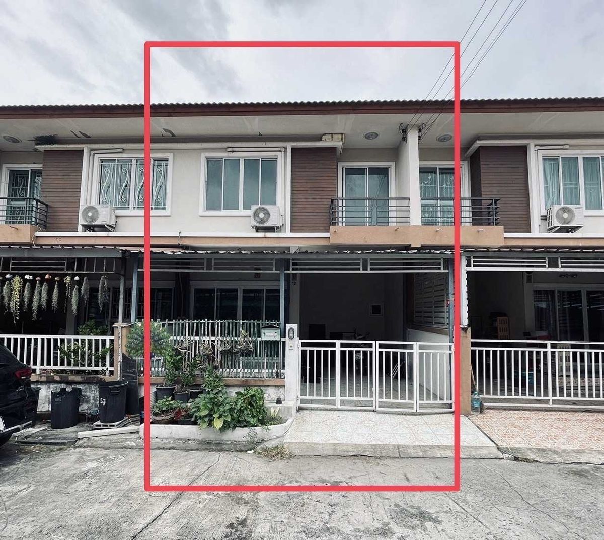 For SaleTownhomeMin Buri, Romklao : Cheap/rental townhouse for rent, Phanano Villa 18 sq.w.