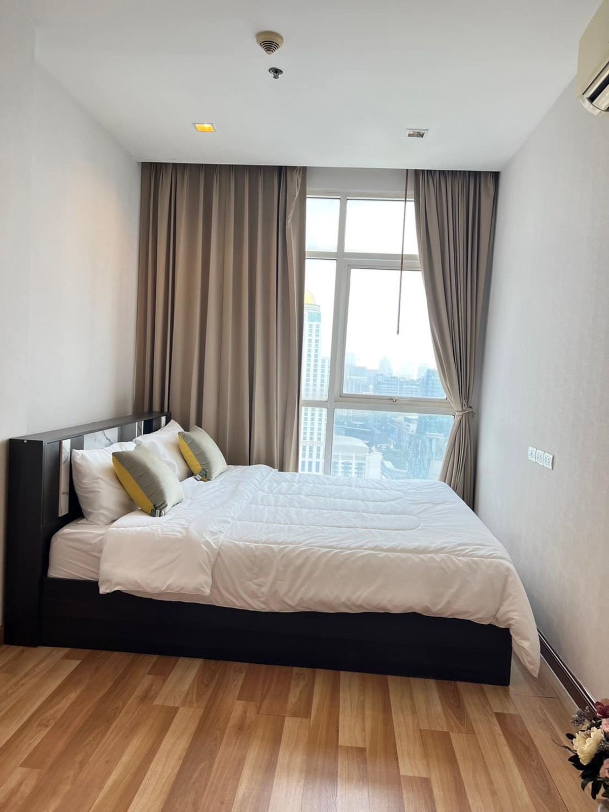 For SaleCondoRatchathewi,Phayathai : Sale Condo, Good location, corner room, beautiful view, Ideo Verve Ratchaprarop (S4713) project