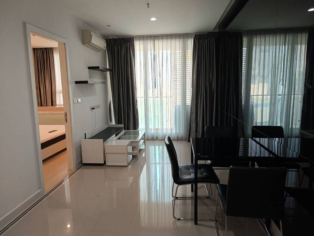 For SaleCondoRama9, Petchburi, RCA : For Sale Condo TC Green near MRT Rama 9, Fully Furnished and Facilitators with good view and location