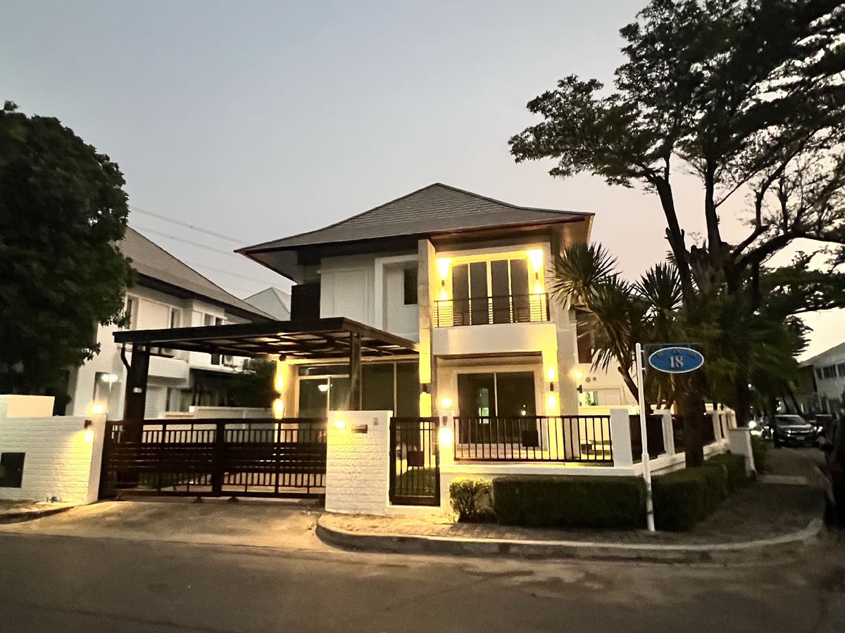 For RentHouseBangna, Bearing, Lasalle : Rent a beautiful house, private, good environment