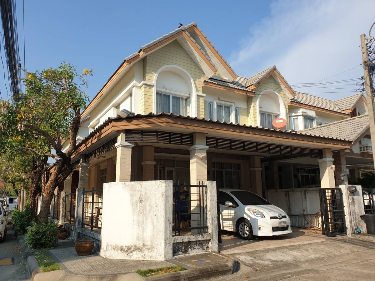 For SaleTownhomeMin Buri, Romklao : House for sale, corner, beautiful house number, cheap price, 100% borrowing