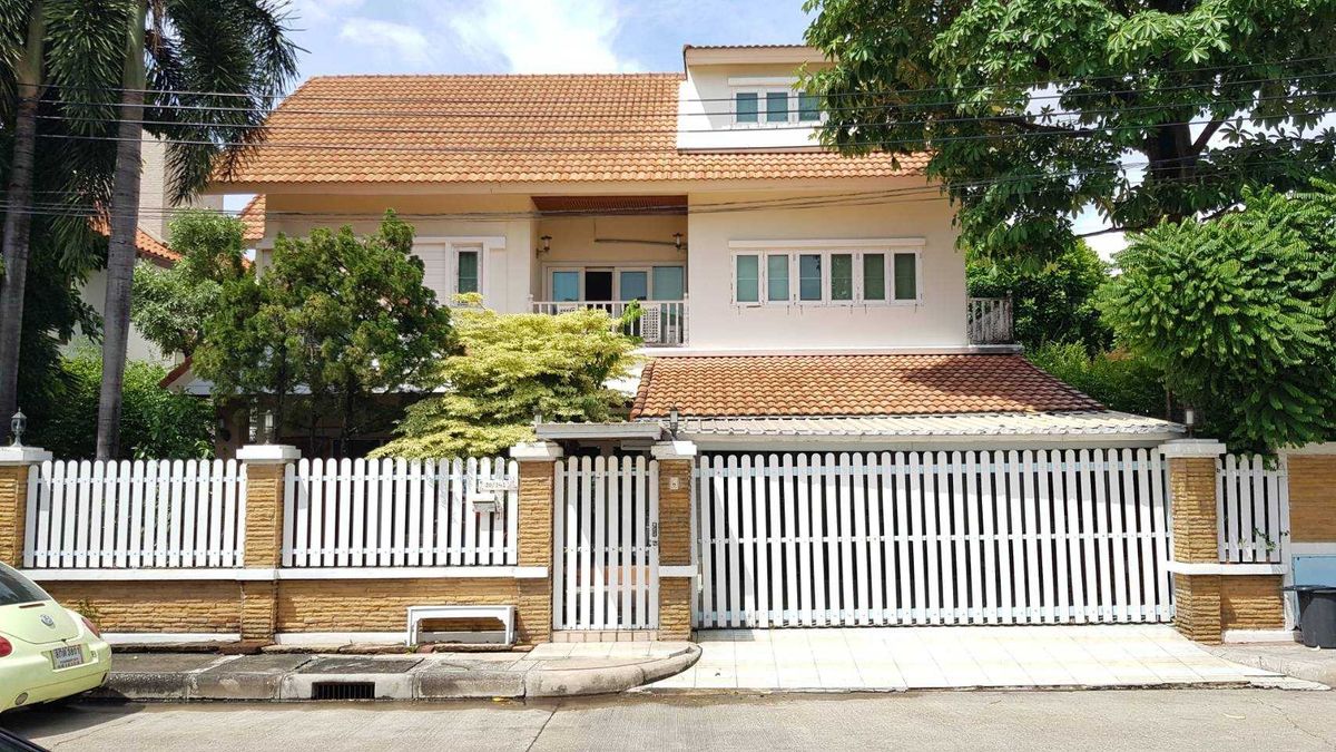 For SaleHouseChaengwatana, Muangthong : Grand Channel Prachachuen / 4 Bedrooms (Sale), Grand Canal Prachachuen / 4 Bedrooms (SALE) Golf033