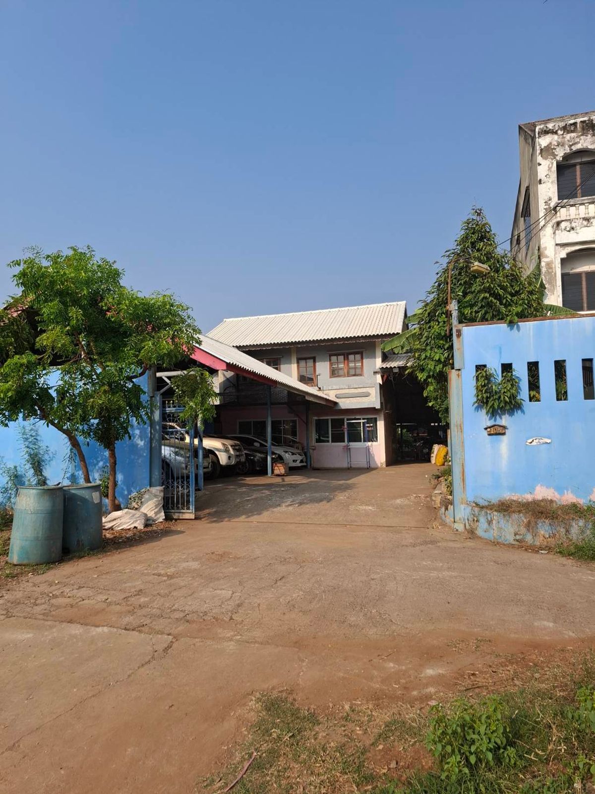 For SaleHouseNawamin, Ramindra : Land for sale with buildings 237 sq.w. Soi Ram Inthra 115, Bang Chan BTS Station