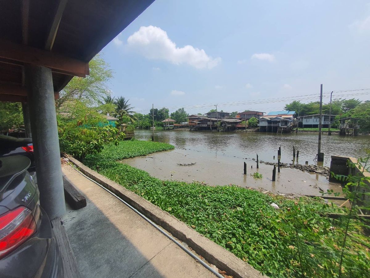ขายที่ดินพระราม 5 ราชพฤกษ์ บางกรวย : 🏠ขายที่ดินสวยติดคลองอ้อมนนท์ สภาพแวดล้อมดี ทำเลเข้าออกสะดวก บรรยากาศร่มรื่น อากาศดีใกล้แหล่งความเจริญ