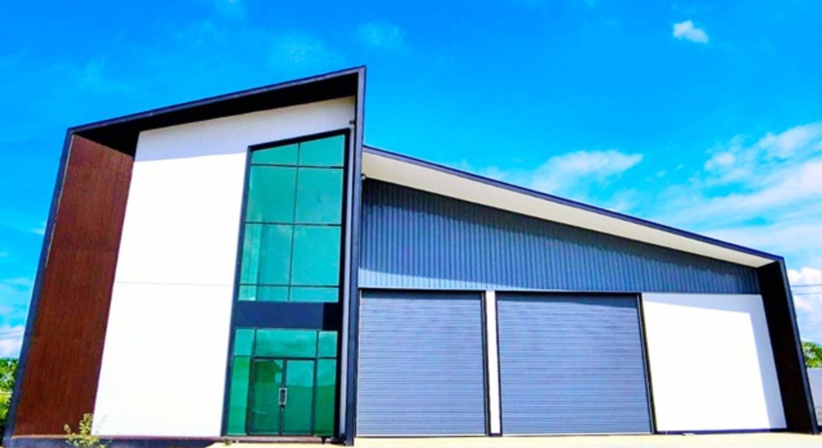 For RentWarehouseBangna, Bearing, Lasalle : ABAC Bangna 8 km. PTT Bang Na Km 34 for rent 510 sq.m. 200 sq.m. Thai Country Club1 km. Bang Na-Bang Bo area, good location near the Welout Industrial Estate.