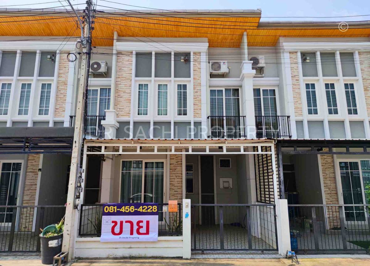 ขายทาวน์โฮมเชียงราย : ขายทาวน์เฮ้าส์ 2 ชั้น โกลเด้นทาวน์ เชียงราย แยก Big C สนามบินเชียงราย 