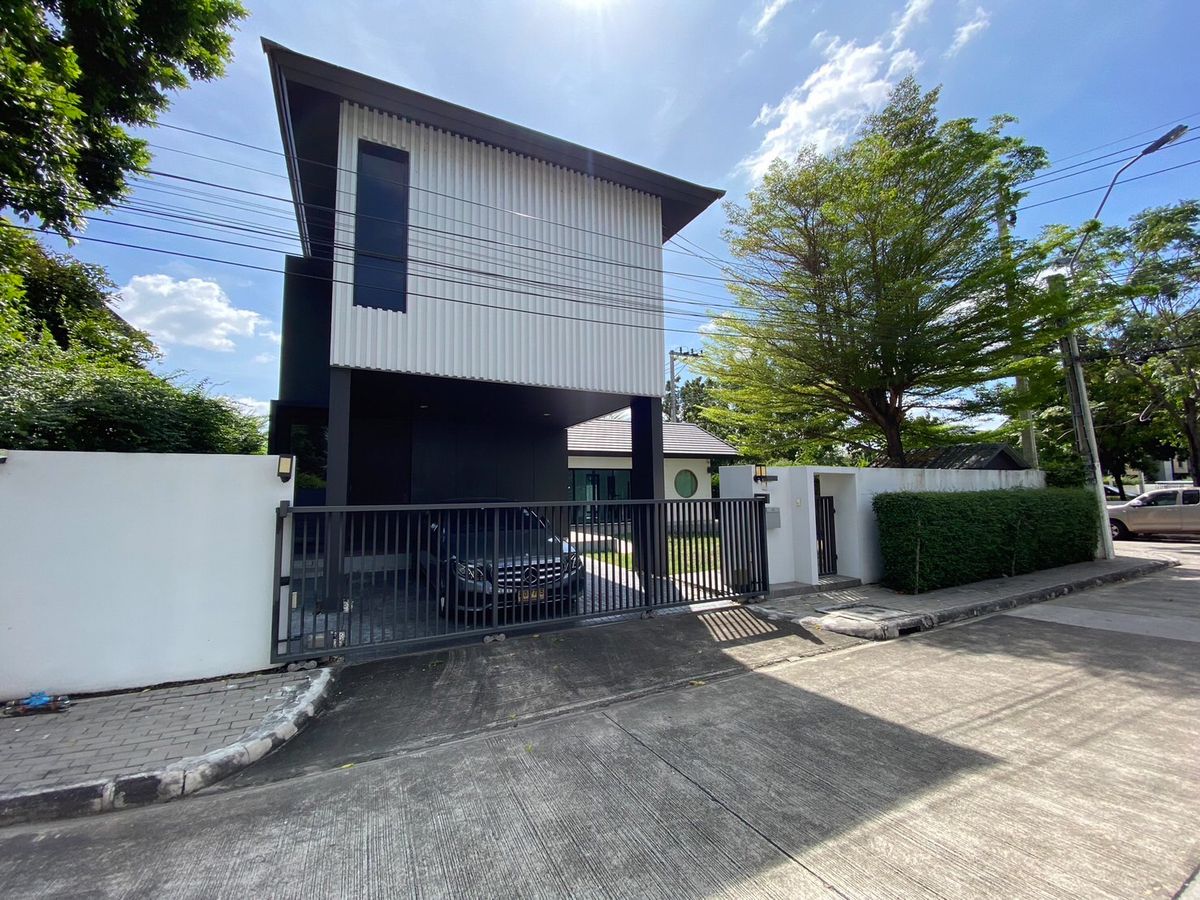 ขายบ้านนวมินทร์ รามอินทรา : โนเบิล เกเบิล วัชรพล / 3 ห้องนอน (ขาย), Noble Gable Watcharapol / 3 Bedrooms (FOR SALE) FEW212