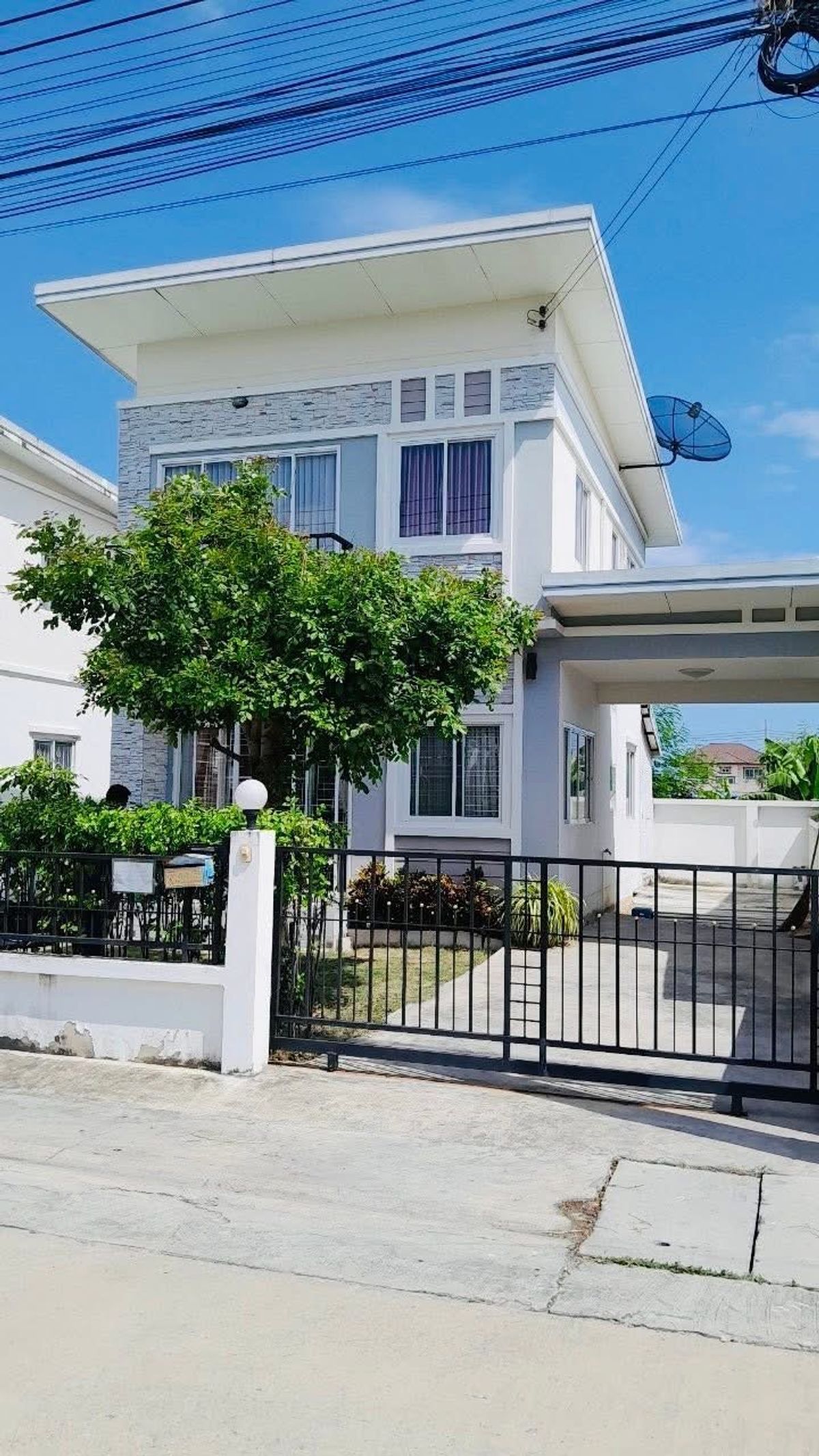 For RentHouseSamut Prakan,Samrong : Flora Ville Srinakarin-Kanchanaphisek, near BTS Srinakarin, The One Thepharak
