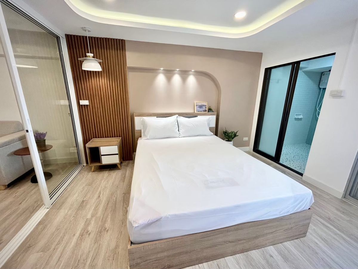 ขายคอนโดเสรีไทย-นิด้า : ขายนำโชคคอนโด รามคำแหง 60/3 ห้องรีโนเวทใหม่ ใกล้รถไฟฟ้า แยกลำสาลี