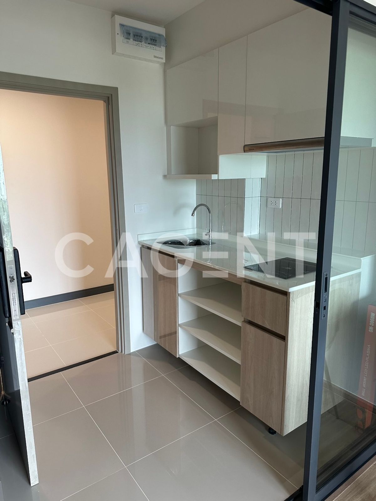For RentCondoKoh Samui, Surat Thani : For rent, Escent Ville Surat Thani project, next to Central Surat Thani, ready to move in, new project, high-rise building