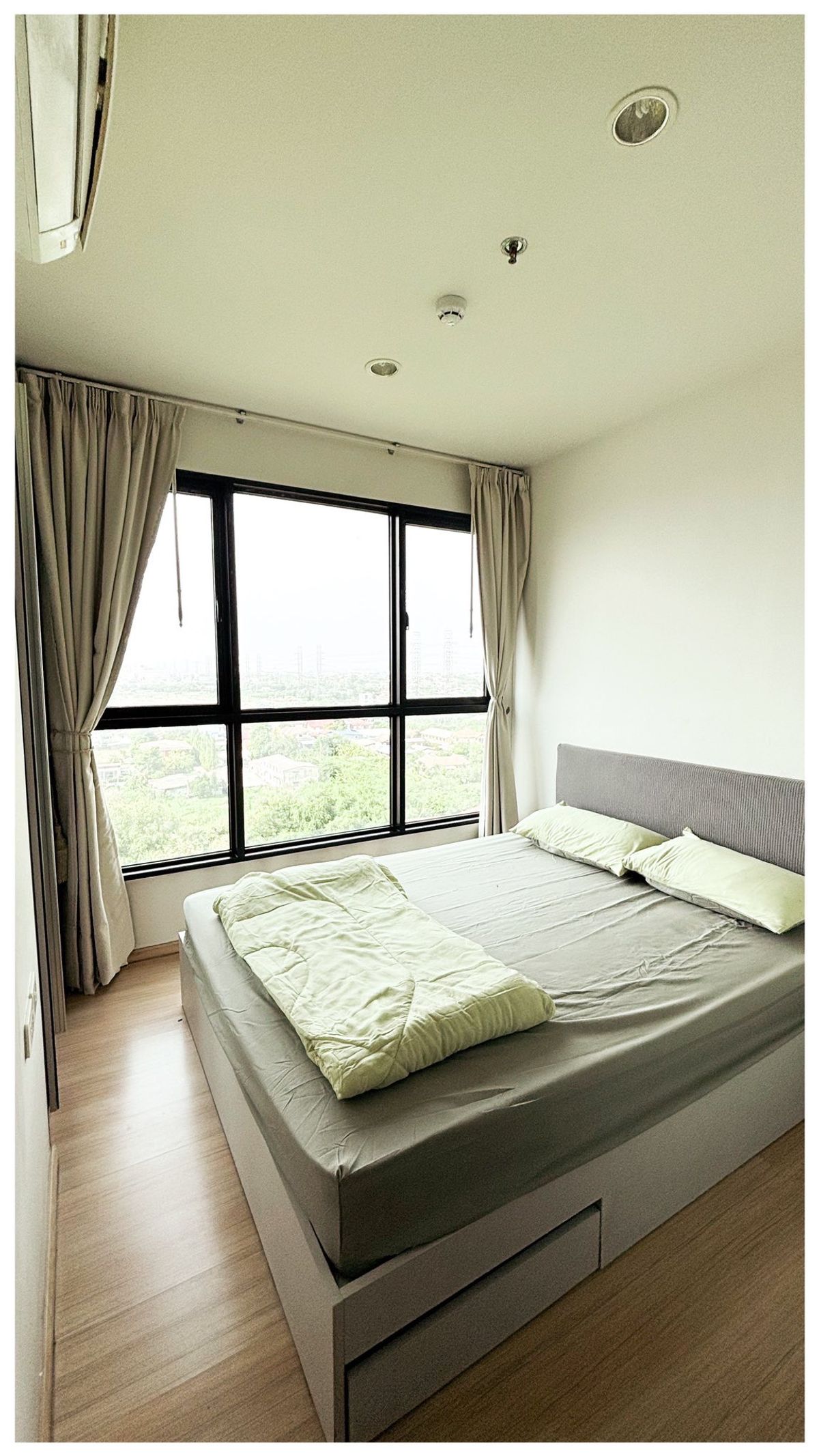 For RentCondoChaengwatana, Muangthong : For Rent  The Base Chaengwattana   8,000