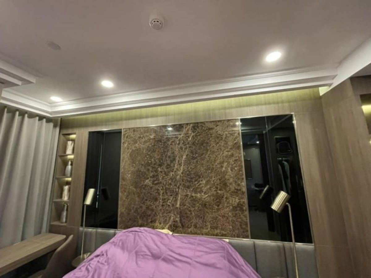 For SaleCondoSiam Paragon ,Chulalongkorn,Samyan : Ashton Chula Silom【𝐒𝐄𝐋𝐋 & 𝐑𝐄𝐍𝐓】🔥Simple, elegant style room, near MRT Silom-Samyan, fully furnished🔥 Contact Line ID: @hacondo