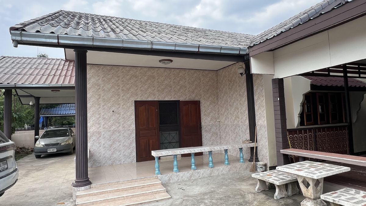 For SaleHousePrachin Buri : Sell ​​4 bedrooms, 4 bathrooms with 1 small house