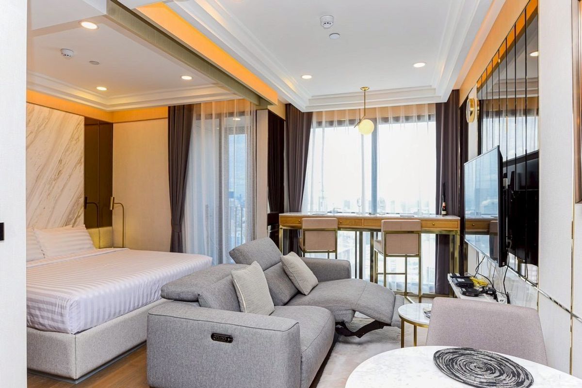For RentCondoSiam Paragon ,Chulalongkorn,Samyan : 🔥SHTON Chula Silom, decorated with 1 bedroom, size 32 square meters (0994629391 Bird)