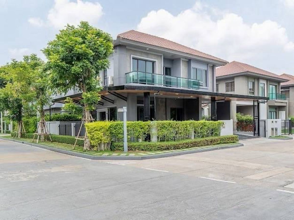 ให้เช่าบ้านมีนบุรี-ร่มเกล้า : 💥ForRent💥4Bed • VENUE Rama9 Village 🏡 Location : New Krungthepkreetha 🐶 Pet Friendly ‼️ Ready to move in ‼️