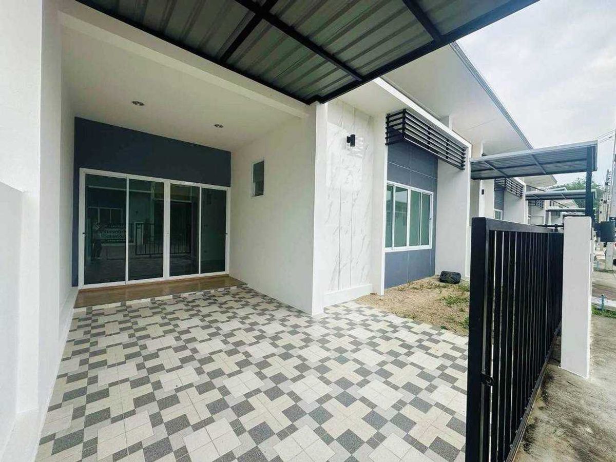 ขายบ้านศรีราชา แหลมฉบัง บ้านบึง : ขายทาวเฮาส์ หมู่บ้าน นีโอทาวน์-วิฑูรย์ดำริ10 84.80 ตร.ม. ใกล้ โรงพยาบาลบ้านบึง